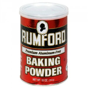 How to Substitute Baking Soda for Baking Powder showing Rumford aluminum-free baking powder can
