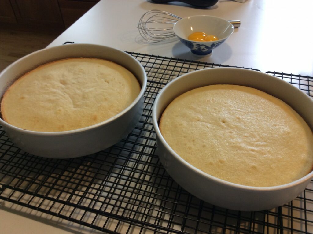 Simple Golden Cake