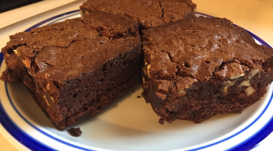 Easy Homemade Brownies