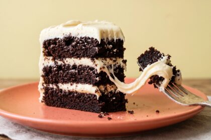 White Chocolate Cream Cheese Buttercream on a frosted chocolate cake.